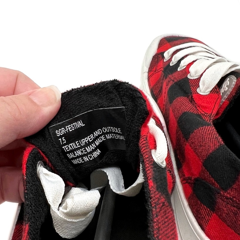 Sugar Festival Canvas Sneaker Buffalo Plaid Red and Black Size 7.5 - Picture 5 of 10